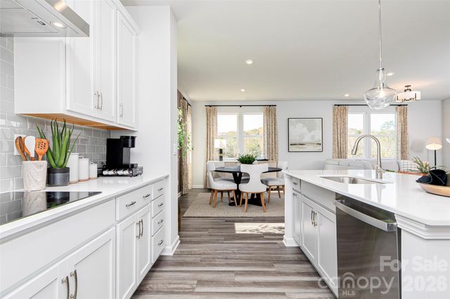 6407 Ludell Lane, Charlotte, NC 28215
