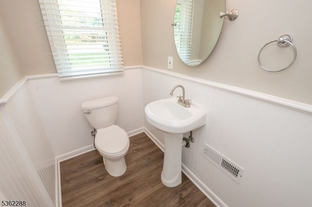 1666 Valley View Rd, Bridgewater Twp., NJ 08836