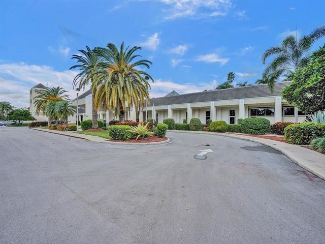2003 Granada Drive C4, Coconut Creek, FL 33066