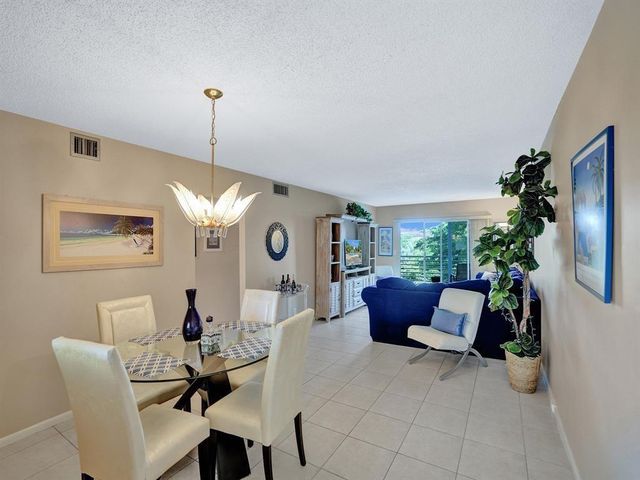 2003 Granada Drive C4, Coconut Creek, FL 33066