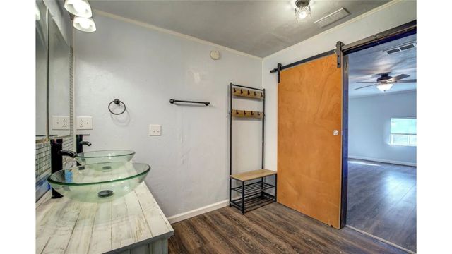 208 Miller Street, Mount Vernon, TX 75457