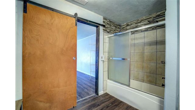 208 Miller Street, Mount Vernon, TX 75457