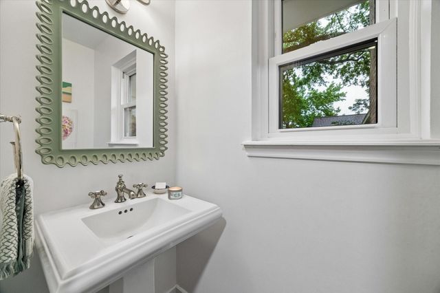 2706 Fontana Drive, Houston, TX 77043