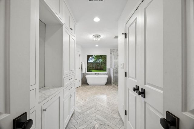 2706 Fontana Drive, Houston, TX 77043