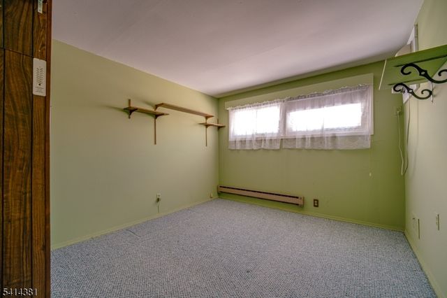 1074 Garry Ter, Secaucus Town, NJ 07094