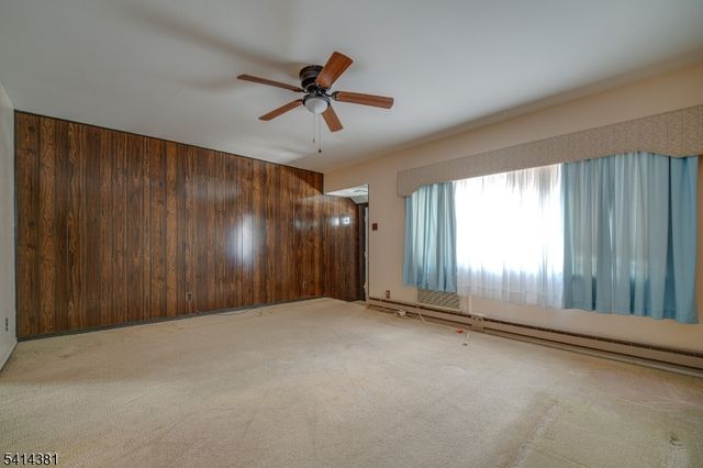 1074 Garry Ter, Secaucus Town, NJ 07094