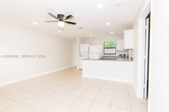 1804 My Pl, West Palm Beach, FL 33417