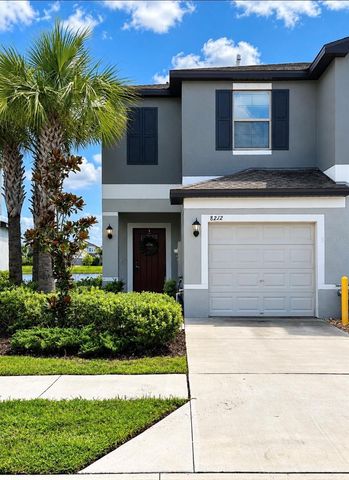8212 CRESCENT OAKS DRIVE, New Port Richey, FL 34655