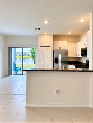 8212 CRESCENT OAKS DRIVE, New Port Richey, FL 34655