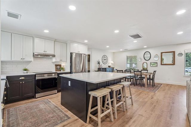 1909 Wren Court, Edmond, OK 73034