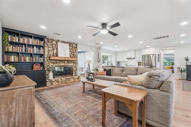 1909 Wren Court, Edmond, OK 73034