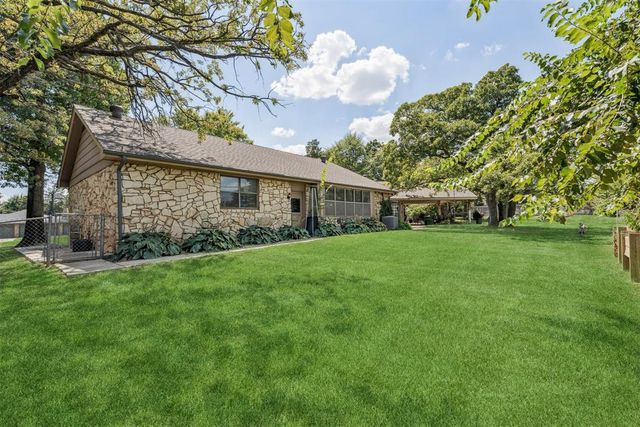 1909 Wren Court, Edmond, OK 73034