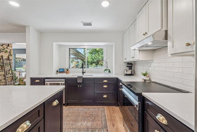 1909 Wren Court, Edmond, OK 73034