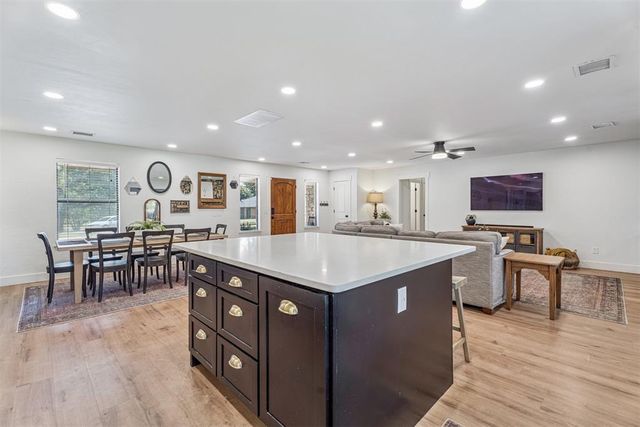 1909 Wren Court, Edmond, OK 73034