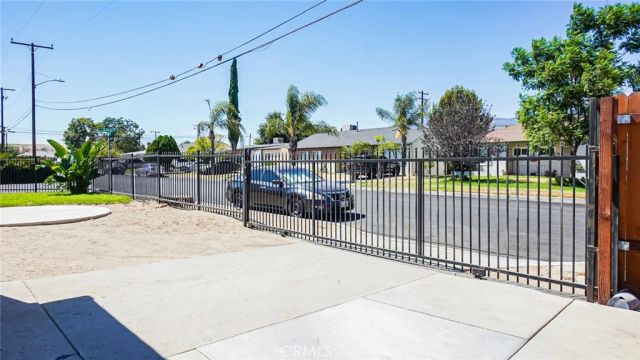 3397 N Alameda Avenue, San Bernardino, CA 92404