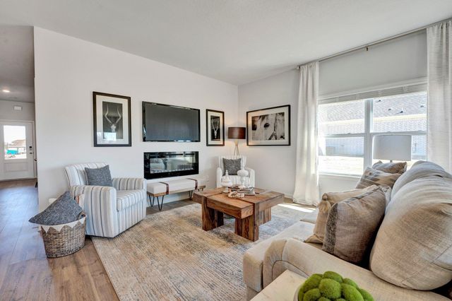 4226 SANDY HOLLOW LN, Millington, TN 38053