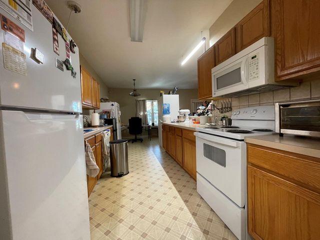 652 Pecan LN, Cottonwood Shores, TX 78657