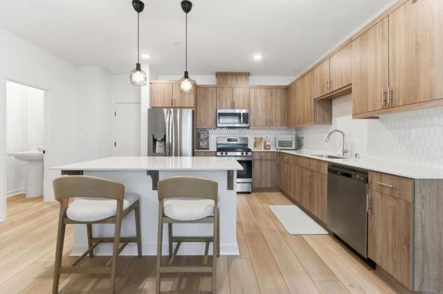 35172 Rangpur Lane, Fallbrook, CA 92028