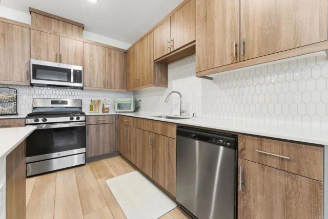 35172 Rangpur Lane, Fallbrook, CA 92028