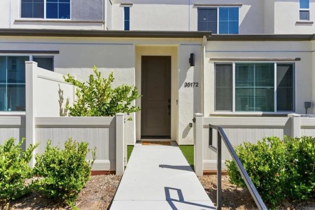 35172 Rangpur Lane, Fallbrook, CA 92028