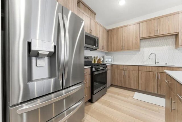 35172 Rangpur Lane, Fallbrook, CA 92028