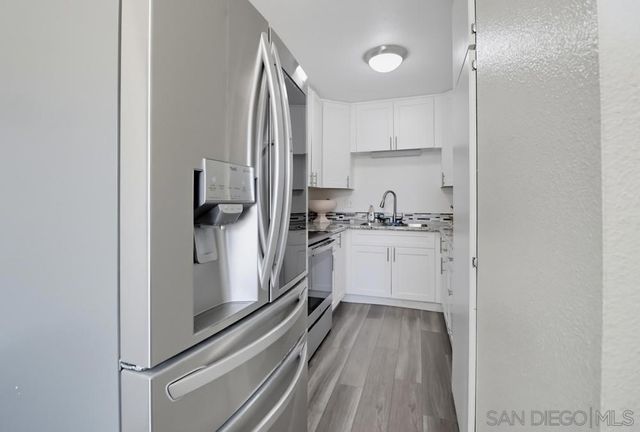 6516 Omega Dr, San Diego, CA 92139