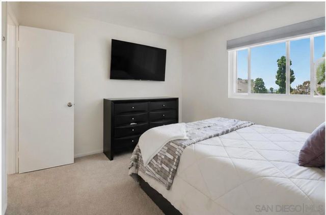 6516 Omega Dr, San Diego, CA 92139