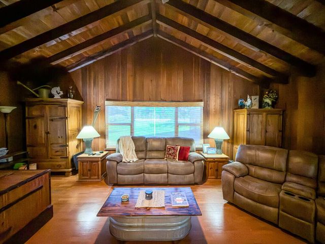 1464 Clydesdale Drive, Loxahatchee, FL 33470