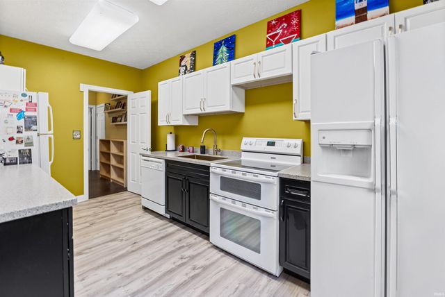 4532 E Foxmoor Lane, Lafayette, IN 47905