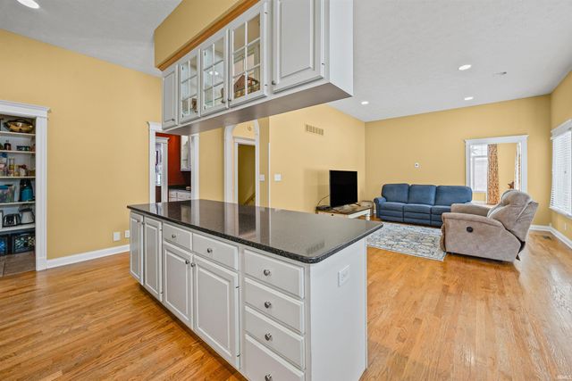 4532 E Foxmoor Lane, Lafayette, IN 47905