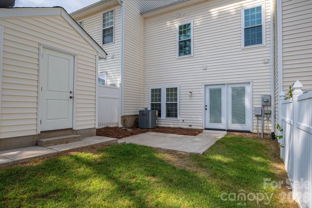 1091 Cramerton Village Drive C, Cramerton, NC 28032