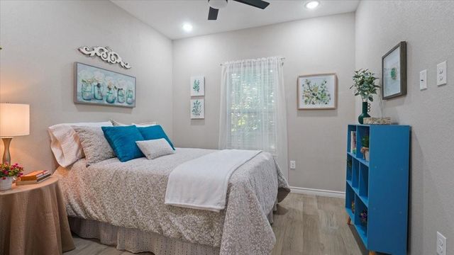 16829 W Forrestal, Montgomery, TX 77316