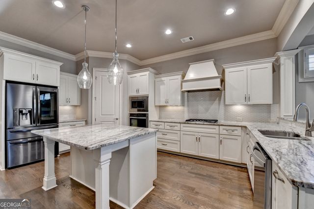 157 Rosshandler Road, Suwanee, GA 30024