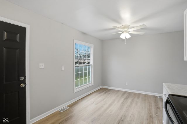 3909 Richelieu Court, Indianapolis, IN 46226