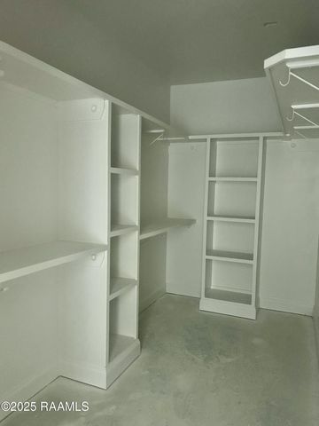 111 Gosling Way, Lafayette, LA 70507