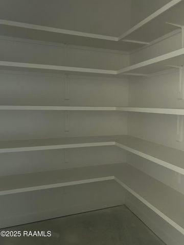 111 Gosling Way, Lafayette, LA 70507