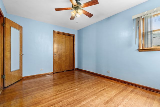 3855 W 58th Place, Chicago, IL 60629