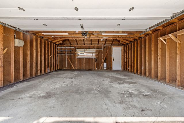 3855 W 58th Place, Chicago, IL 60629