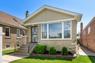 3855 W 58th Place, Chicago, IL 60629