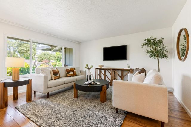 8730 Spooner Ct, Granite Bay, CA 95746