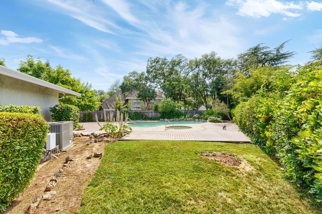 8730 Spooner Ct, Granite Bay, CA 95746