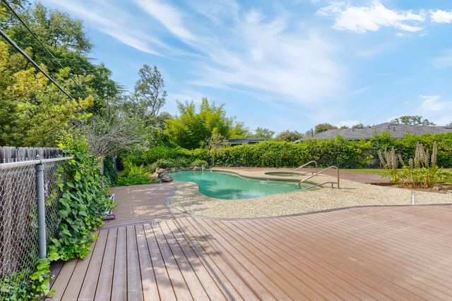 8730 Spooner Ct, Granite Bay, CA 95746
