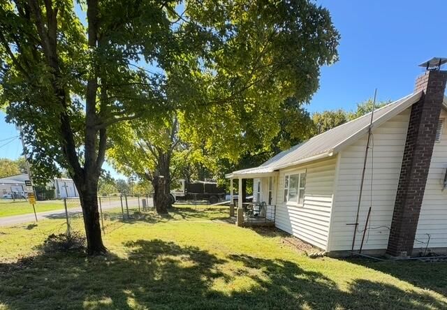 305 Lorton Avenue, Disney, OK 74340