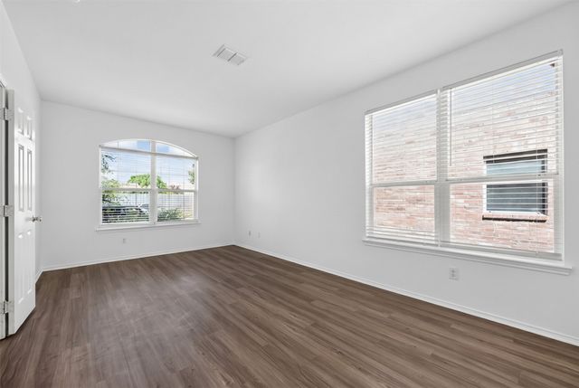 1009 Youkum Court, Forney, TX 75126