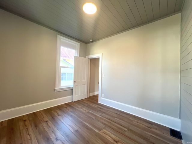 203 S Martin Street, Ligonier, IN 46767