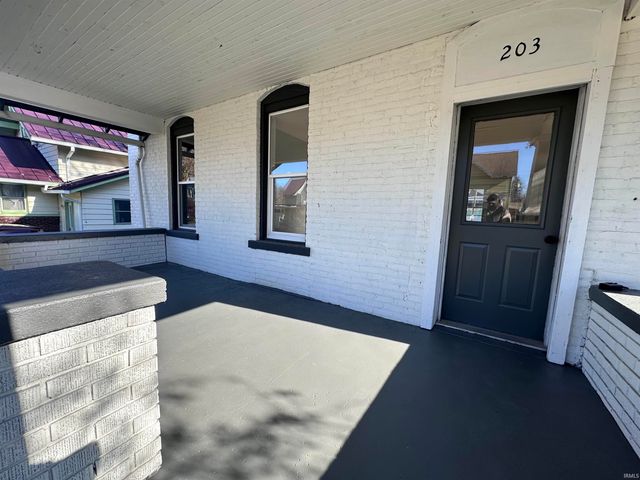 203 S Martin Street, Ligonier, IN 46767