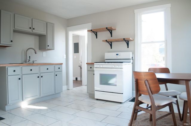 203 S Martin Street, Ligonier, IN 46767