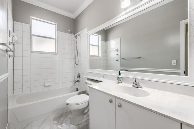 3557 Forest Hill Boulevard 54, West Palm Beach, FL 33406