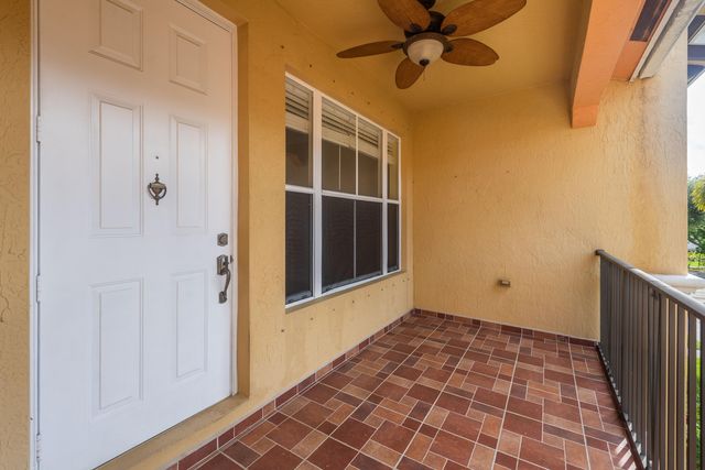 3557 Forest Hill Boulevard 54, West Palm Beach, FL 33406