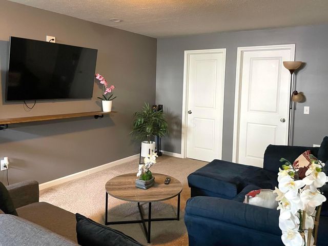6541 Nottinghill Trail Drive, 15, Canal Winchester, OH 43110